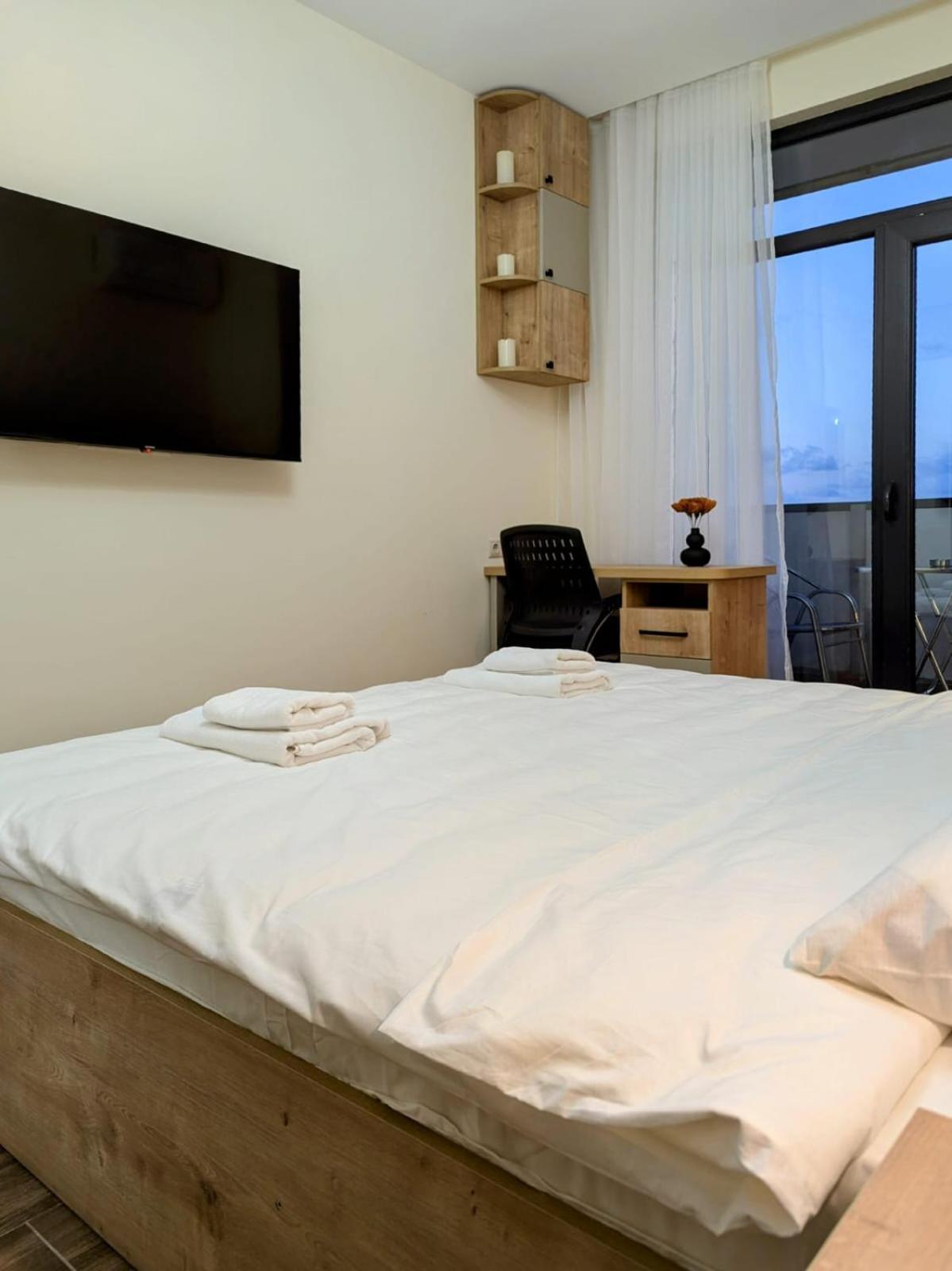 Intourist Residence Premium Studio Batumi Bagian luar foto